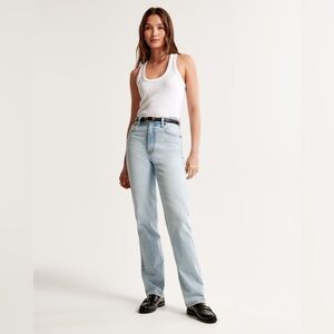 Abercrombie & Fitch Women's Light Wash Straight Leg Jeans